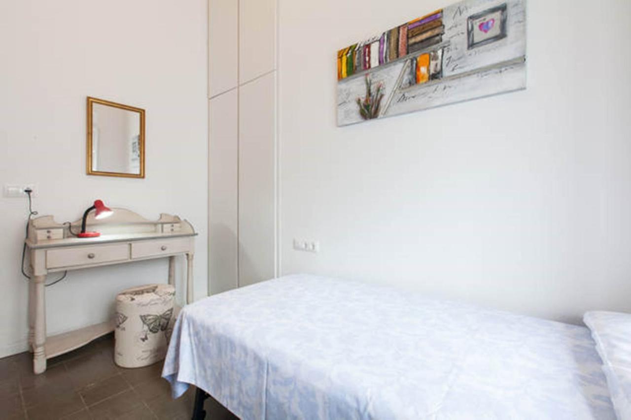 Apartamentos Rg Arenal Σεβίλλη Δωμάτιο φωτογραφία