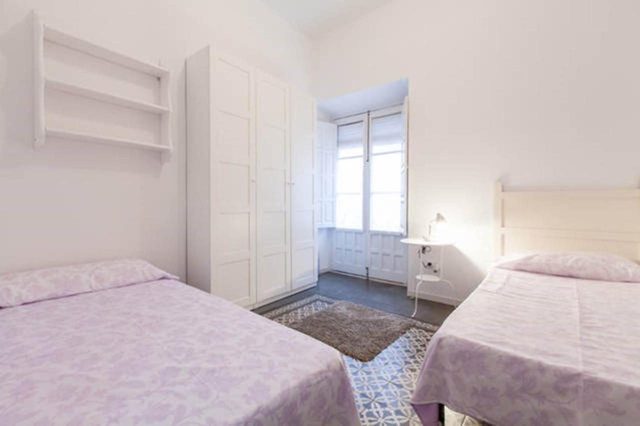 Apartamentos Rg Arenal Σεβίλλη Δωμάτιο φωτογραφία